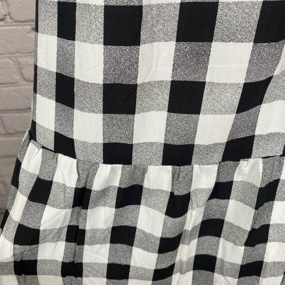 Pretty Garden Buffalo Plaid Dress size Large - Picture 4 of 10